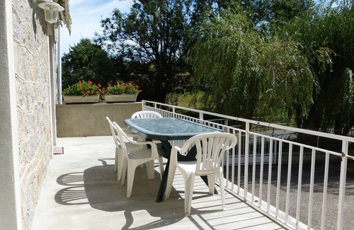 Antrenas House | GITE 4 PERSONS located in the foothills of Aubrac.