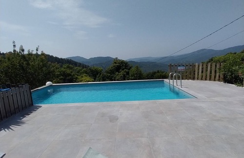 Blaunac House | Gite 5 persons in a stone mas, swimming pool, property 10Ha, panoramic view
