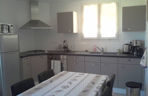 Pierrevert Cottage | Gite 60m2 LES LAVANDES