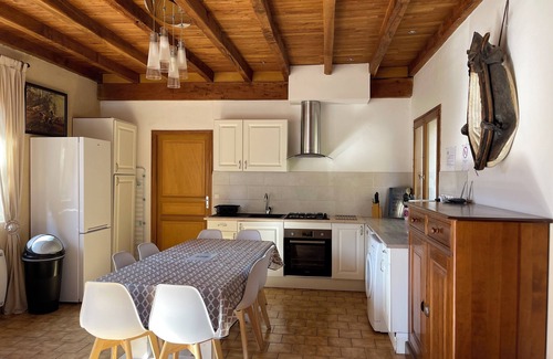 Valojoulx Other | Gite 8p Lascaux, 3*, heated pool, Spa, playground, wifi, ok dog & cat