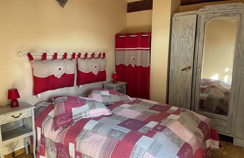 Valojoulx Other | Gite 8p Lascaux, 3*, heated pool, Spa, playground, wifi, ok dog & cat