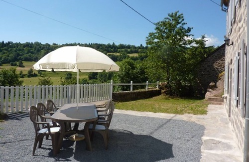 Albepierre-Bredons Cottage | Gite Albepierre-Bredons, 2 bedrooms, 4 persons