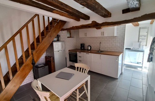 Chaveignes House | GITE ANGULUS RIDET - WISTERIA - Gîte 2/4 people