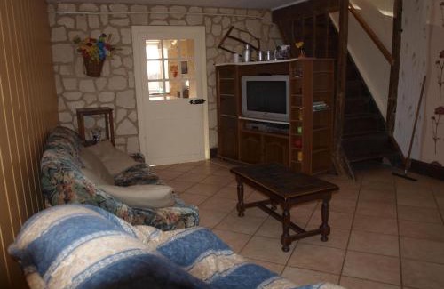 Le Chatelet-sur-Sormonne House | GITE ANNA