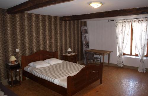 Le Chatelet-sur-Sormonne House | GITE ANNA