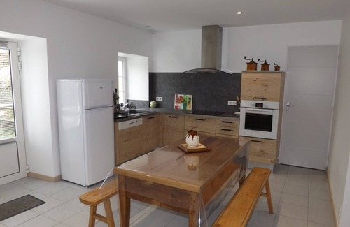 Arpajon-sur-Cere Cottage | Gite Arpajon-sur-Cère, 3 bedrooms, 6 persons