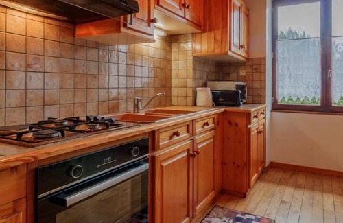 Entremont-le-Vieux House | Gite au Coeur du Village, Située à 2.5km des Pistes du Granier, à 4,5km du Désert D'entremont et à 2