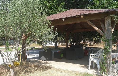 Codognan Apartment | - Gite Bas -