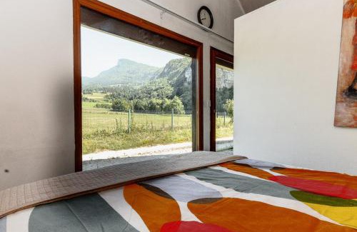 Saint-Christophe-la-Grotte House | Gite bien-être hammam et jacuzzi ,sauna