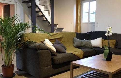 Nuille-sur-Ouette House | Gite Bonaty