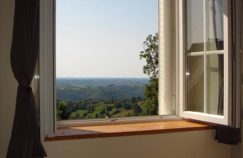 Carlat Cottage | Gite Carlat, 2 bedrooms, 4 persons