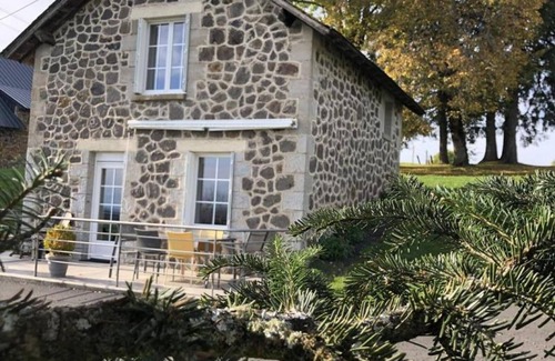 Carlat Cottage | Gite Carlat, 2 bedrooms, 4 persons