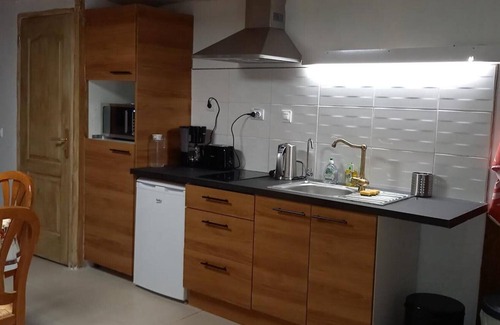 Civray-de-Touraine House | Gite-civray-de-touraine troglo de denise