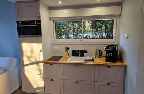 Kerherou Apartment | Gîte Cosy - Walking distance to the beach and the GR34