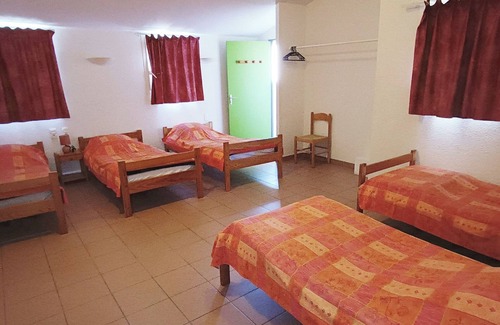 Prugnanes Bed & Breakfast | Gite d'étape Benjamin sur le sentier Cathare (5-person room)