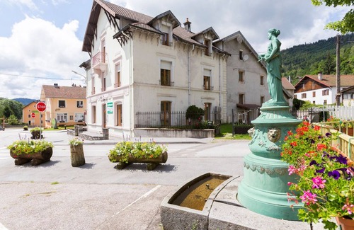 Ventron House | Gite "Daffodil" of 6/8 people with collective Jacuzzi