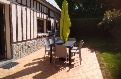 Criquetot-lʼEsneval House | Gite de la Barre - CRIQUETOT L'ESNEVAL