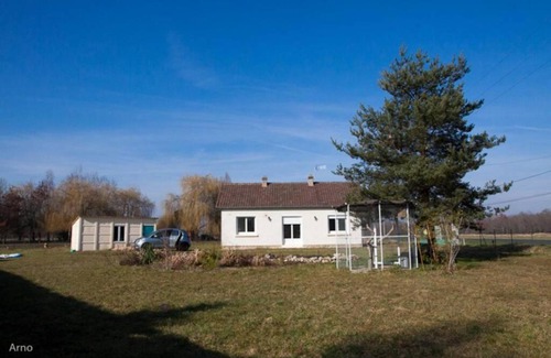 Romorantin-Lanthenay Apartment | Gite de la Jurandière Maison avec jardin