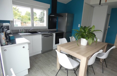 Commentry House | Gite de la libellule 4 stars house with independent garden