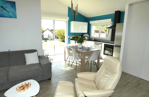 Commentry House | Gite de la libellule 4 stars house with independent garden