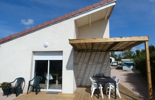 Commentry House | Gite de la libellule 4 stars house with independent garden