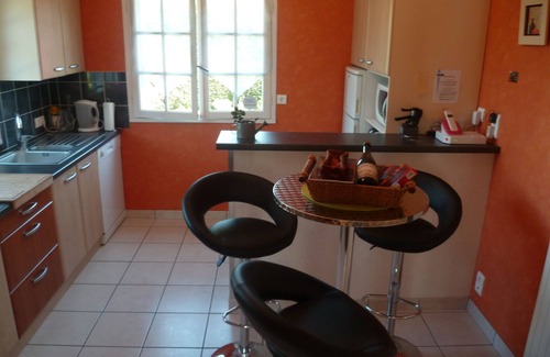 Loqueffret Cottage | GITE DE LIORS CANAP enclosed garden, calm and comfort in the countryside, internet wifi.