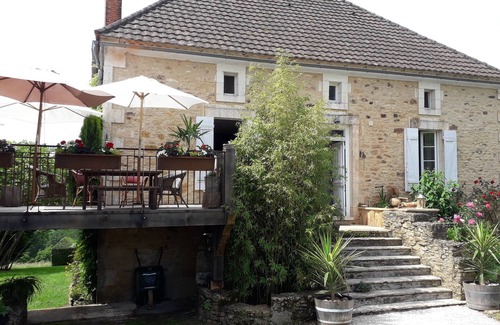 Sauveterre-la-Lemance House | Gîte des Bambous 6 persons and swimming pool