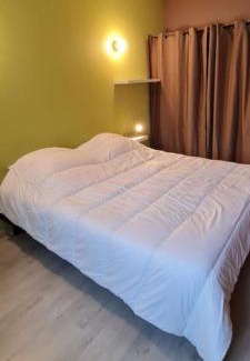 Largillay-Marsonnay House | Gite du bourbouillon