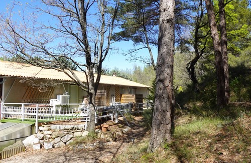 Puimoisson House | Gîte du Deffend, in the heart of Provence. Come and recharge your batteries in the heart of nature.