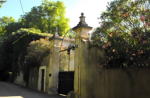 Costieres House | Gite du Mas Affortit in Nîmes