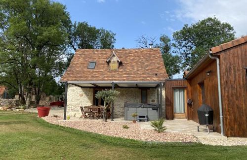 Assier House | Gite Du Mas De Bède