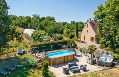 Fougerolles House | Gite Fougerolles, 2 bedrooms, 6 persons