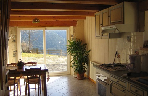 Le Monastier-sur-Gazeille House | Gite Entierement Renové Avec vue sur la Vallée de la Gazeille