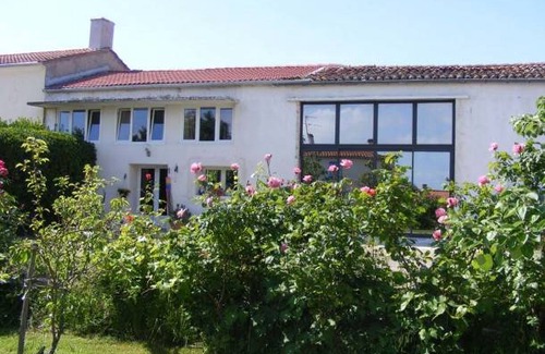 Saint-Michel-en-l'Herm House | Gite Saint-Michel-en-l'Herm, 2 bedrooms, 4 persons