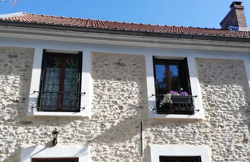 Vieille-Eglise-en-Yvelines Cottage | Gite Vieille-Église-en-Yvelines, 2 bedrooms, 4 persons