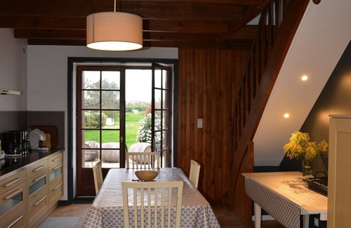 Sainte Gemme Cottage | GITE FREMIGERE - 4* - 6 BEDROOMS -CAMPAGNE-MER-PISCINE - sleeps 14