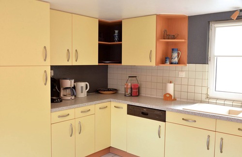 Eguisheim Apartment | Gite géranium located in Eguisheim with private parking, 10km from Colmar