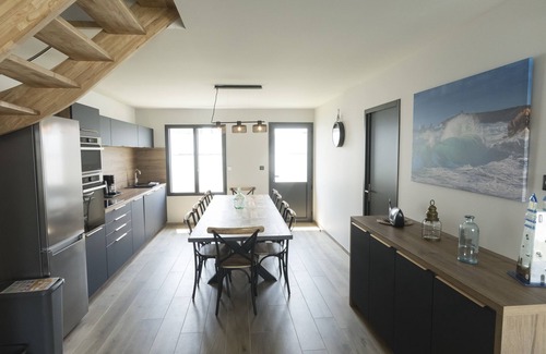 Kervan House | Gite Groix, 800m des Plages, Idéal Famille