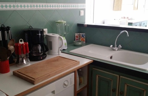 Roquemaure Cottage | Gîte in an early 18th-century Provencal farmhouse