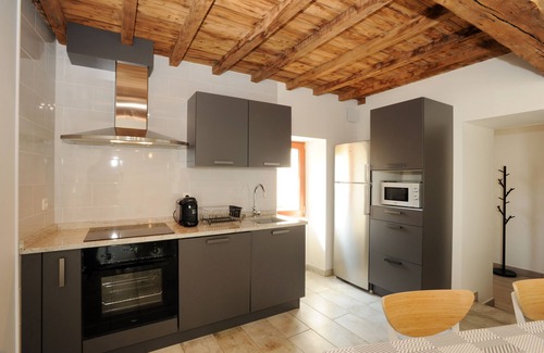 Montesquieu-des-Alberes House | Gîte in the heart of vineyards