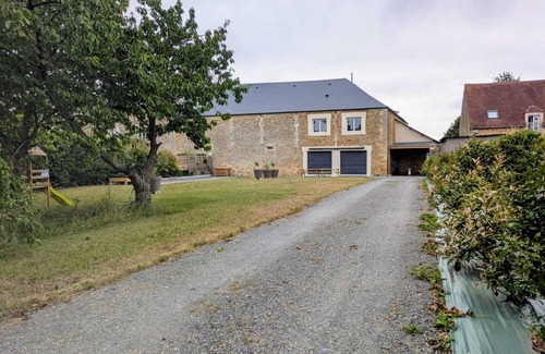 Donnay House | Gîte in Suisse Normande with swimming pool and indoor jacuzzi.