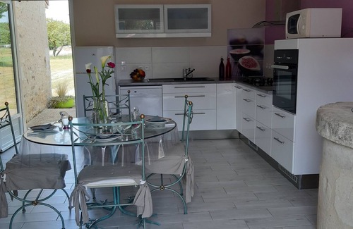 Antoigne House | GITE IN THE PAYS DE LOIRE COUNTRYSIDE, CLOSE TO MANY PRESTIGIOUS SITES