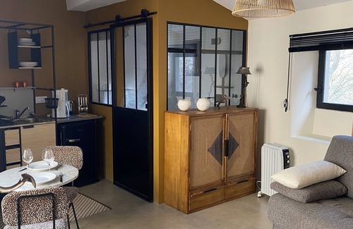 Mayronnes Apartment | Gite in the shadow of the church