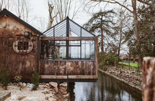 Lay Bed & Breakfast | Gite insolite Domaine ForRest Loire