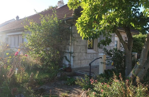 L'Isle-Adam Cottage | Gite L'Isle-Adam, 2 bedrooms, 5 persons