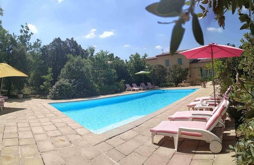 Regusse Cottage | Gîte l'olivier in the heart of the verdon, 15 minutes from the lower gorges and 30 minutes from the lakes.