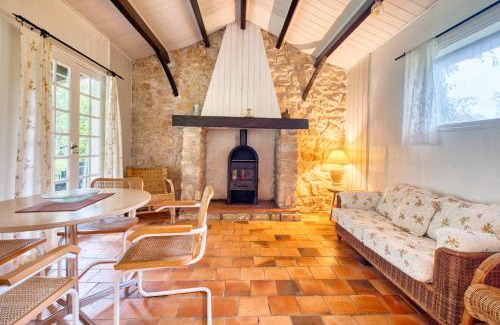 Varaignes House | Gite La Cascade
