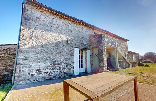 Saint-Julien-des-Landes Ski Chalet | Gite La Dodinière 6 personnes