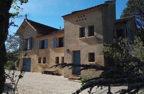 Castillon-du-Gard Villa | Gite : La Maison "à Coté du Pont". du Gard - Swimming pool & River
