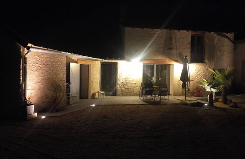 Distre House | GÎTE LA PALMERAIE 10' from Saumur, the château, the Cadre Noir and the freeway